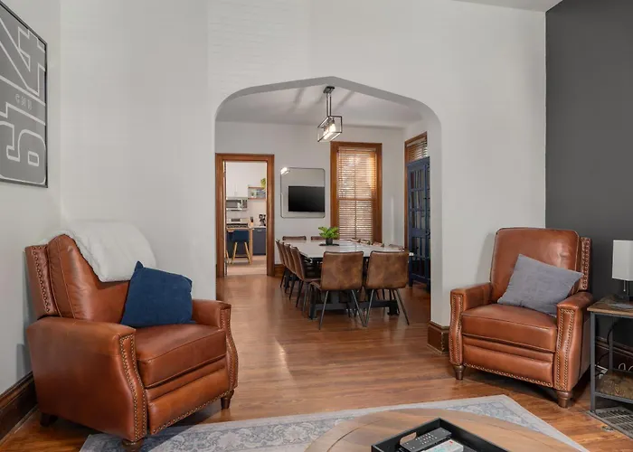 Short North Luxury 4br Free Parking & Fire Pit * Columbus