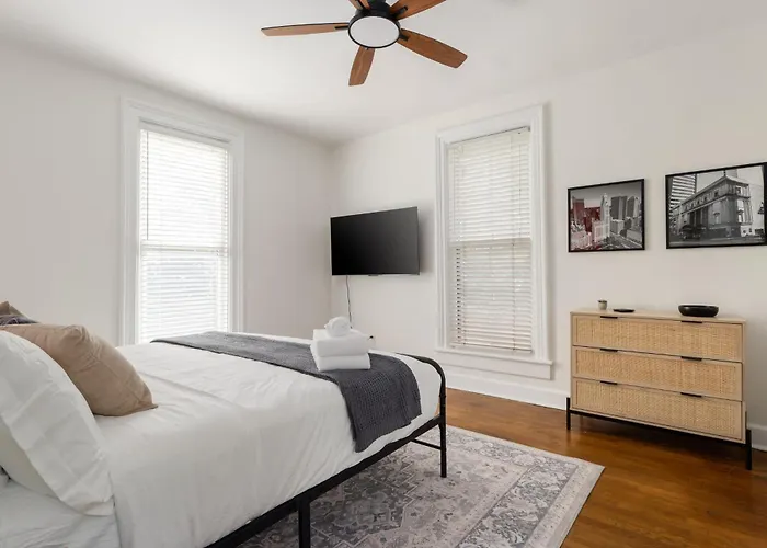 Short North Luxury 4br Free Parking & Fire Pit Columbus